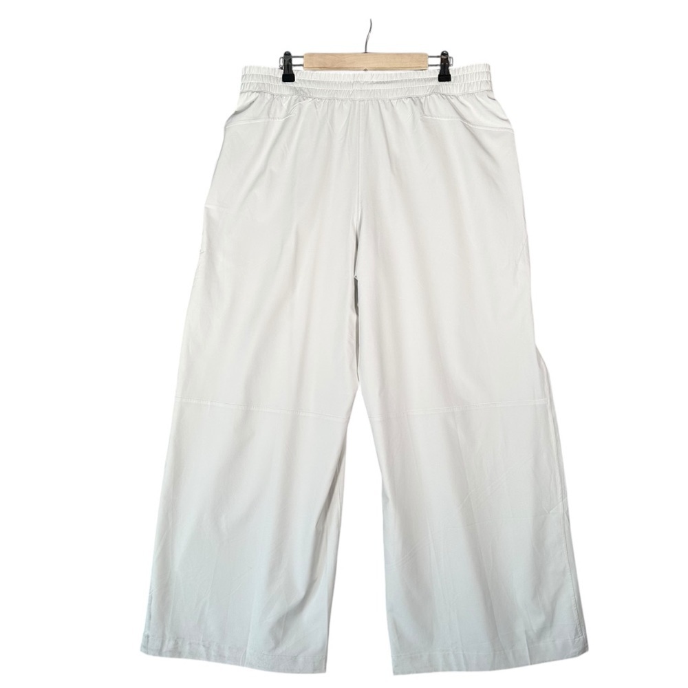 LULULEMON Swift Wide Leg Mid Rise Pant in bone - Picture 8 of 13